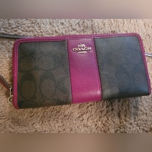 Coach wallet